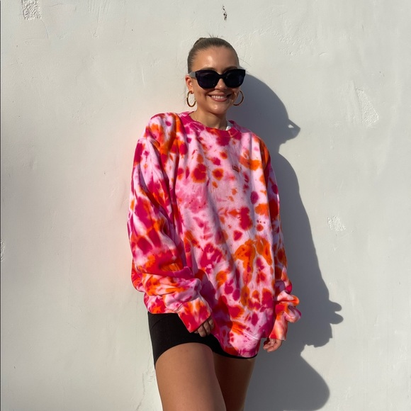 Tie Dye orange + pink crewneck - Picture 1 of 3